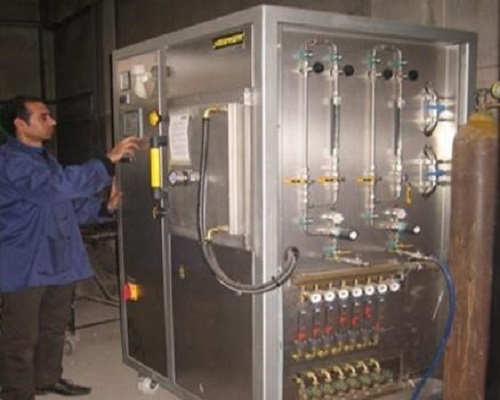 Vacuum heat treatment furnace